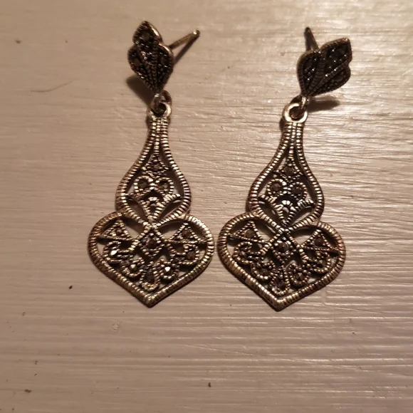 Sterling silver earrings - Picture 1 of 2